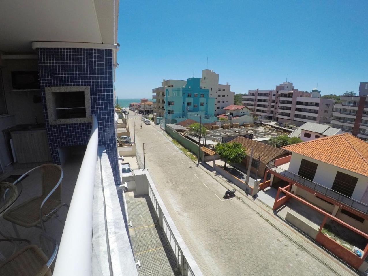 Ed Monaco, 150 Metros Da Praia De Bombas Бомбиньяс Экстерьер фото